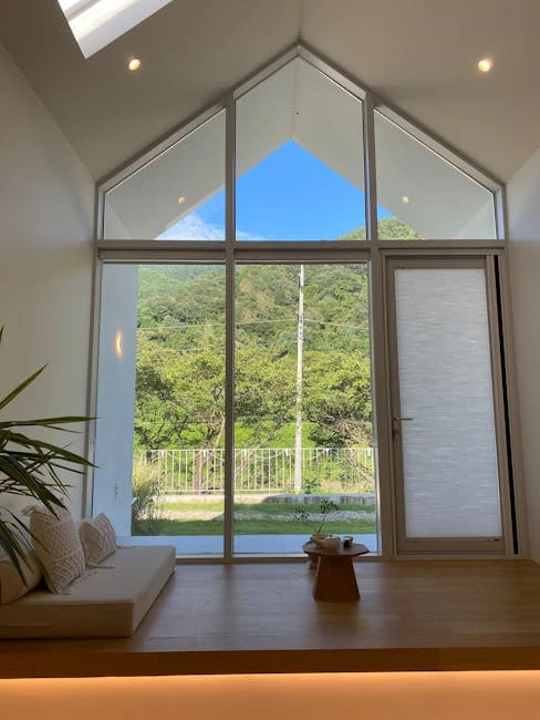 Skylights and Windows: Maximizing Natural Light in Privacy-Sensitive Areas Skylights and Windows: Maximizing Natural Light in Privacy-Sensitive Areas